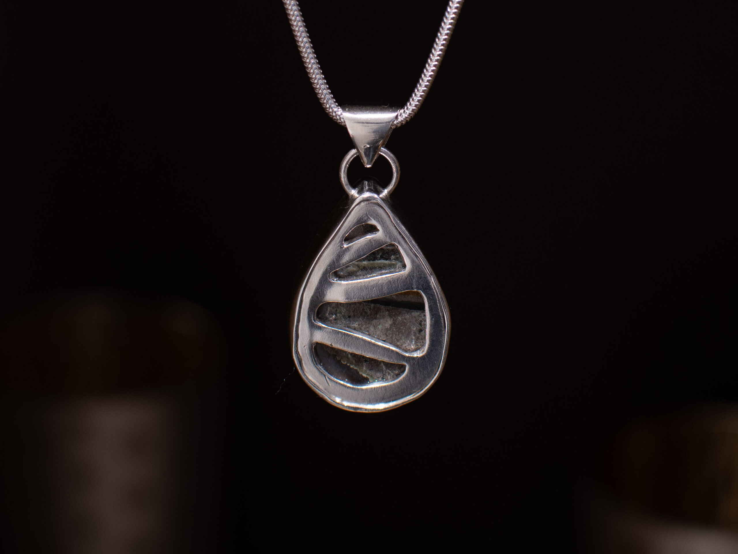 Rear of Sterling Silver Tear Shaped Chrysocolla & Native Copper Pendant